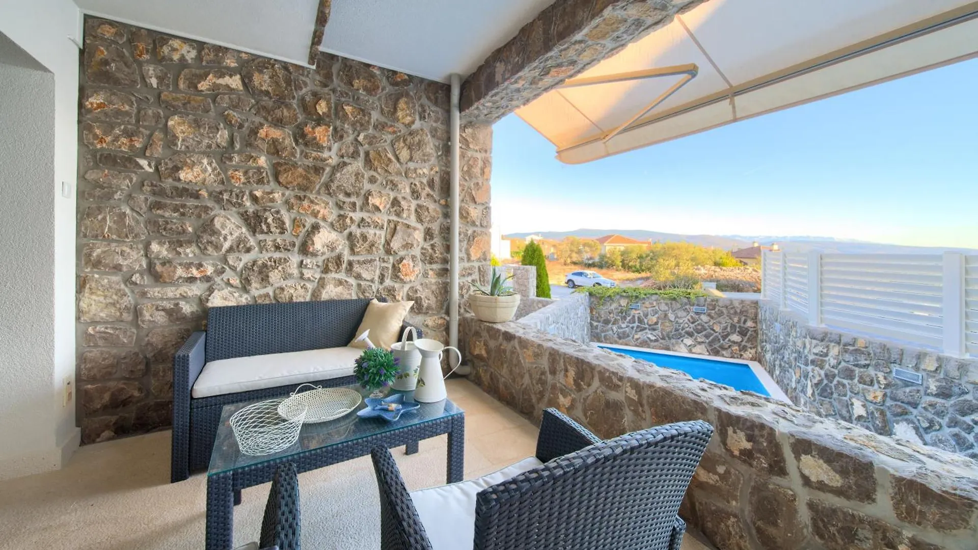 Villa Miracle 1 With Heated Pool Krk Town