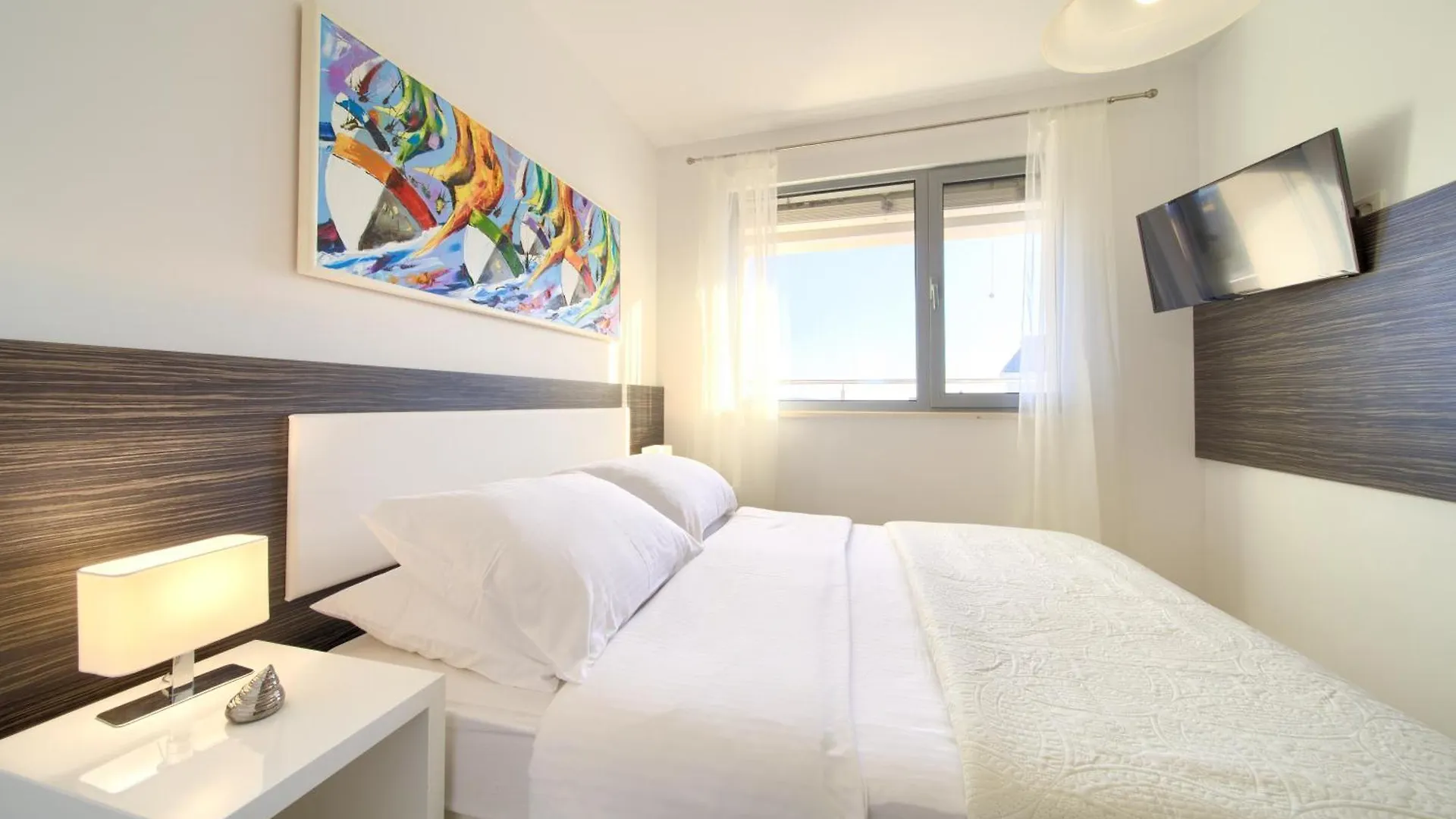 Villa Miracle 1 With Heated Pool Krk Town