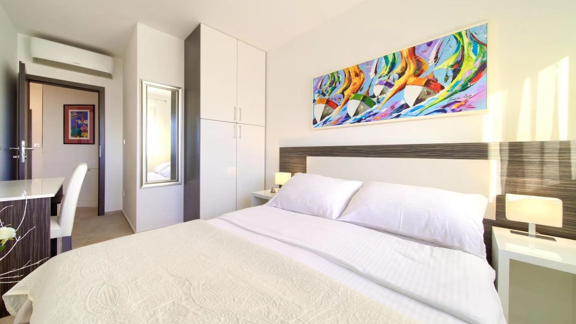 Villa Miracle 1 With Heated Pool Krk Town